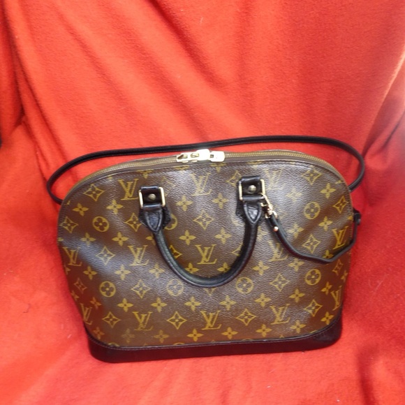 Alma Louis Vuitton - Picture 1 of 14